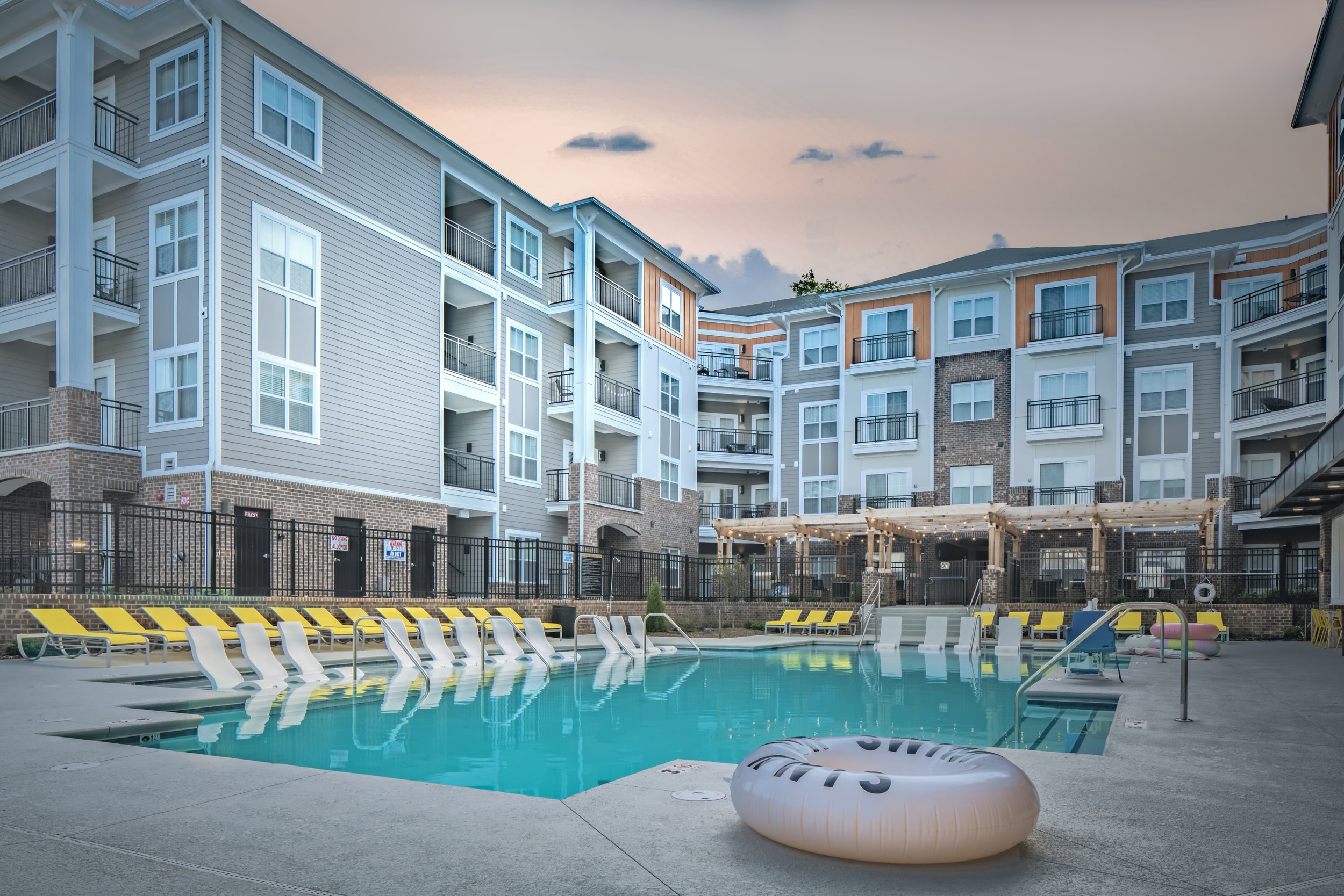 Resort Style Pool - Eastern on 10th - Luxury Off-Campus Apartments Near East Carolina University ECU 11.jpg